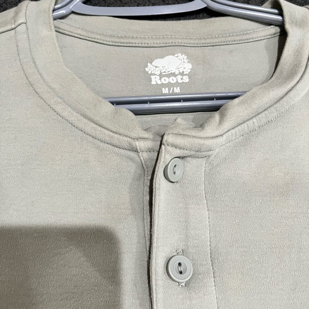 Men’s Roots T-shirt Medium